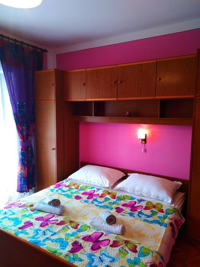 Apartments Vesna Kampor ภายนอก รูปภาพ