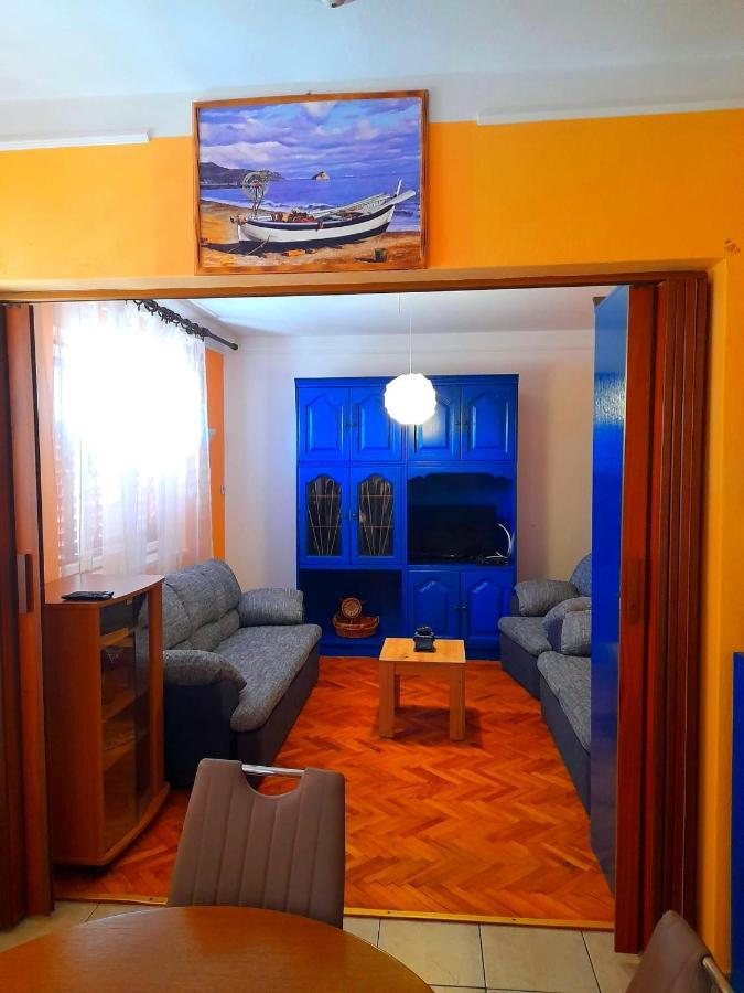 Apartments Vesna Kampor ภายนอก รูปภาพ