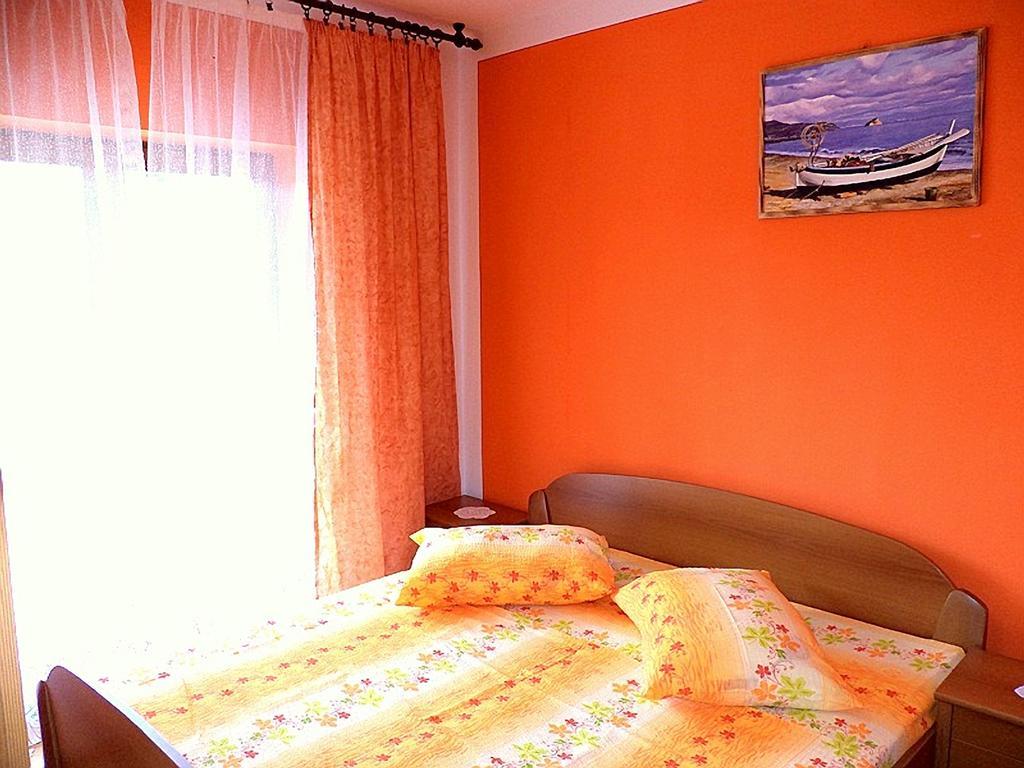 Apartments Vesna Kampor ภายนอก รูปภาพ