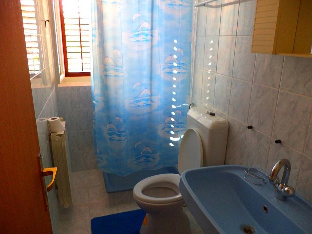 Apartments Vesna Kampor ภายนอก รูปภาพ