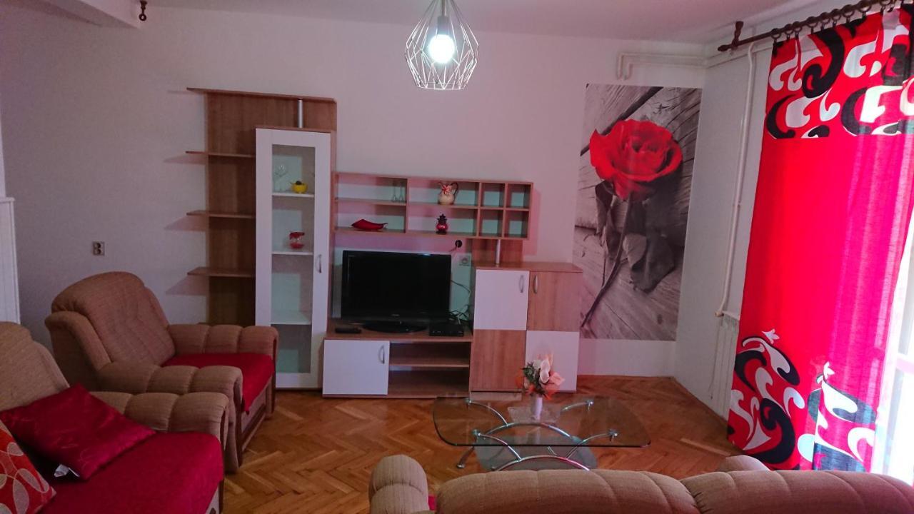 Apartments Vesna Kampor ภายนอก รูปภาพ