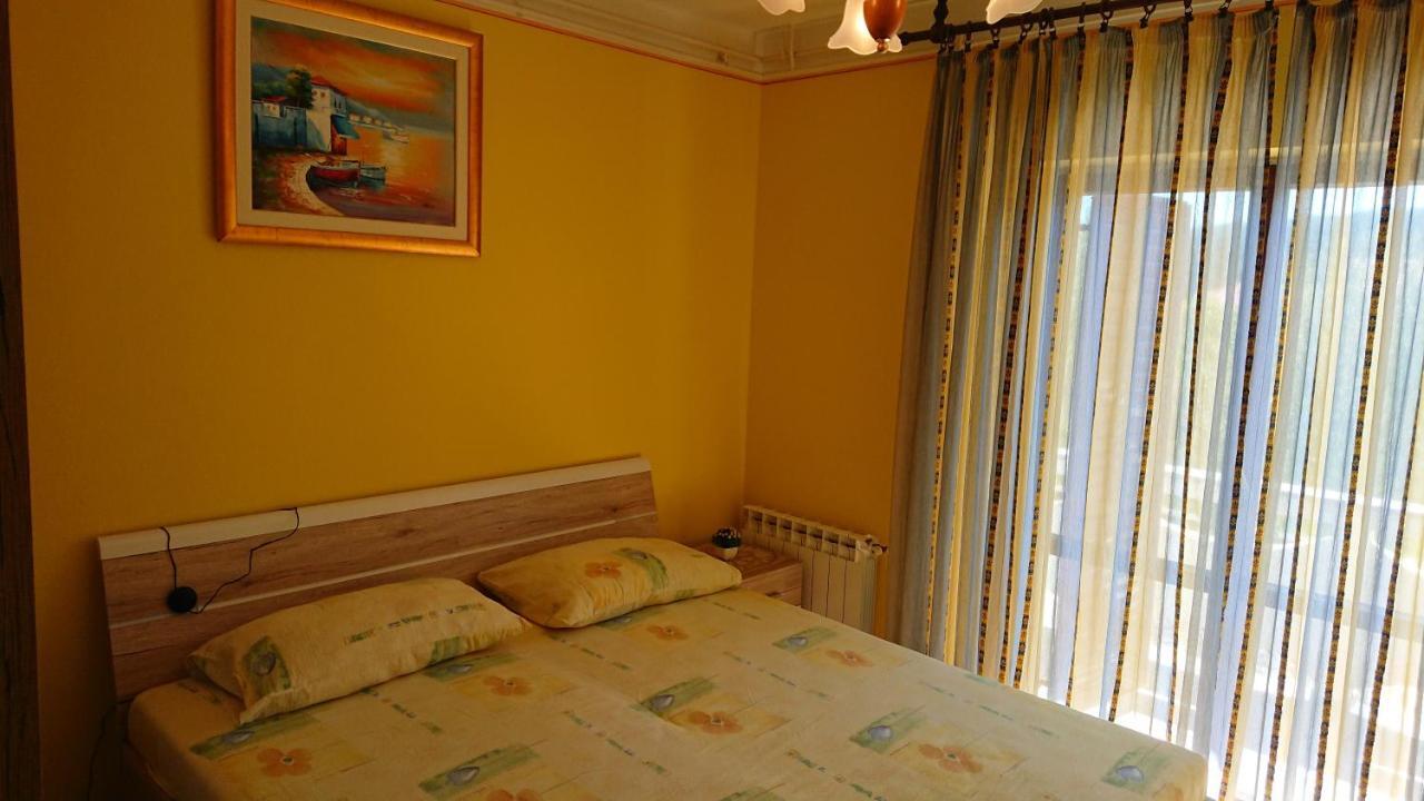 Apartments Vesna Kampor ภายนอก รูปภาพ